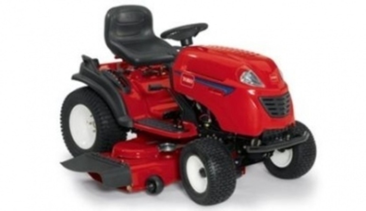 Zahrada, traktor